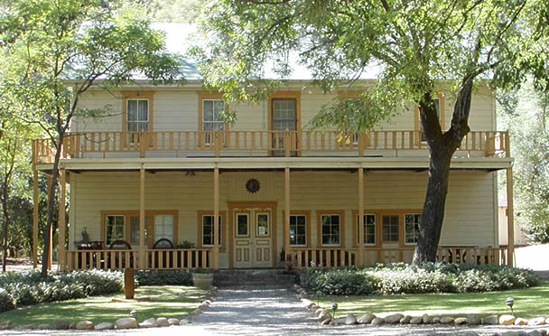 Picture of Heart Lodge for meetings, yoga and more.